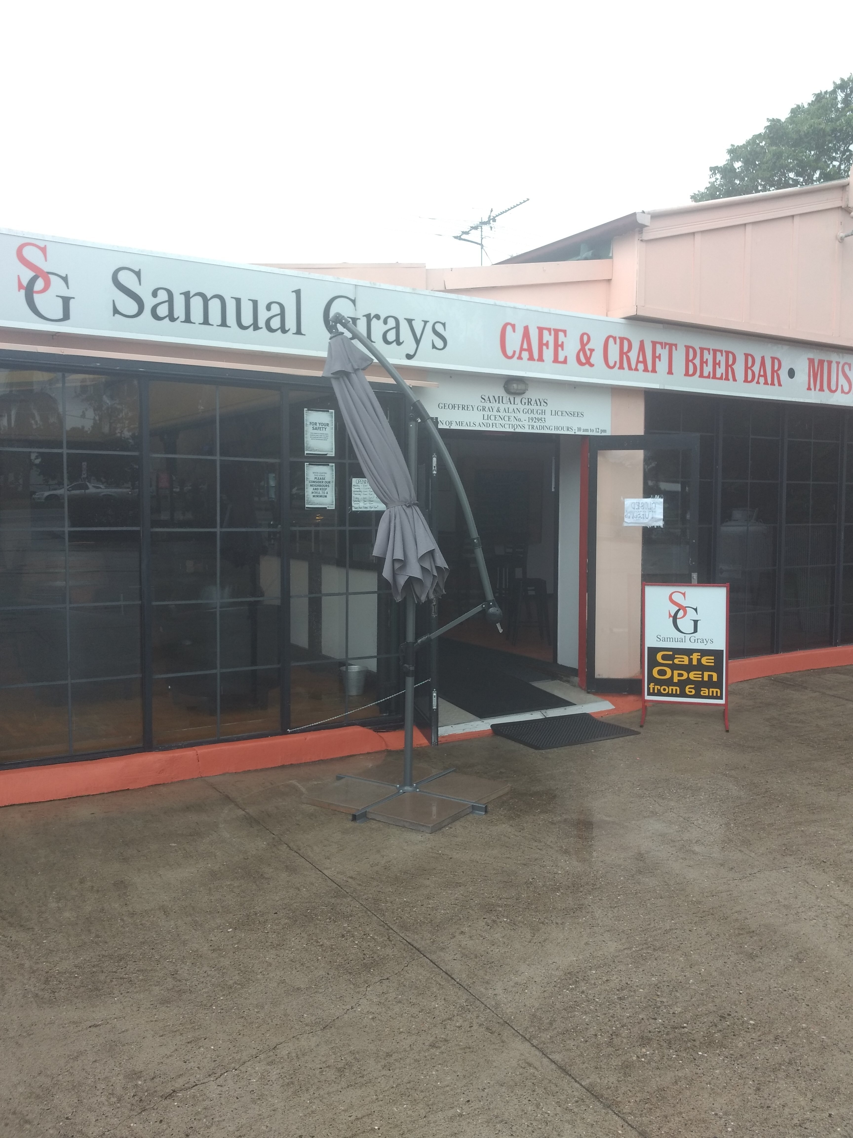 Samual Grays Cafe & Craft Beer Bar